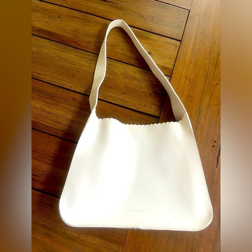 FURLA vintage White Shoulder Storage Bag; pre-loved condition